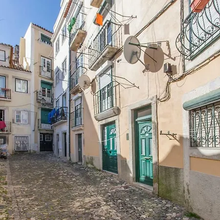 Alfama Bubble *
